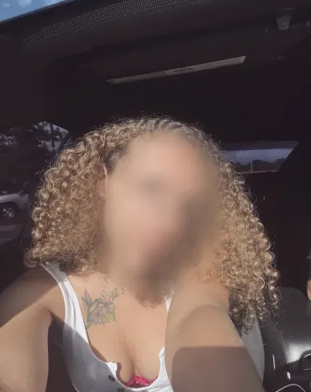 Camilla, 20