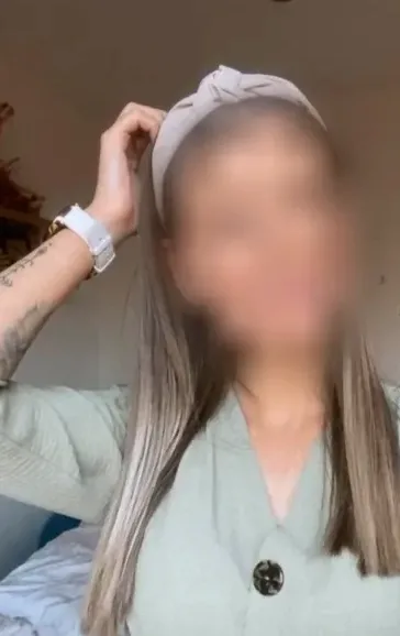 Emma, 26