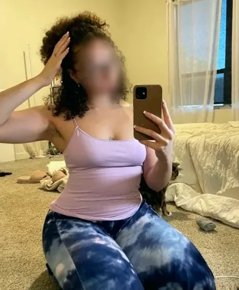 Helena, 32