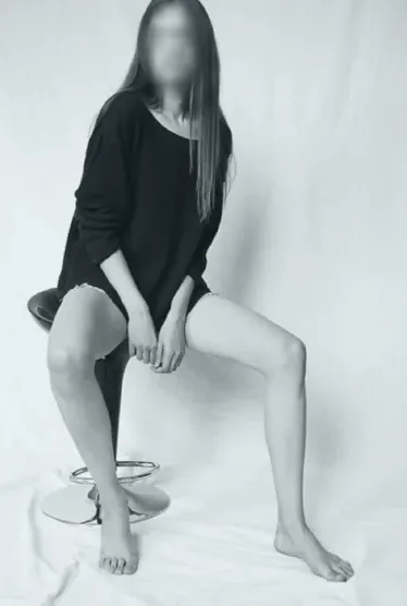 Karla, 28