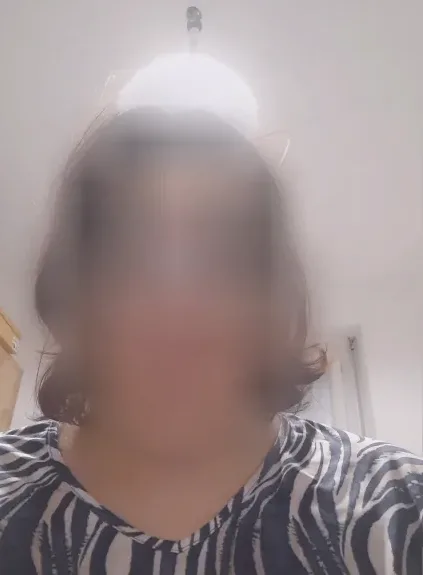 Malou, 28