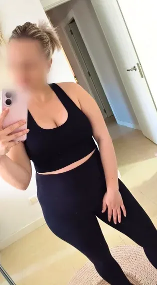 Maria, 36