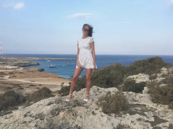 Sara, 34