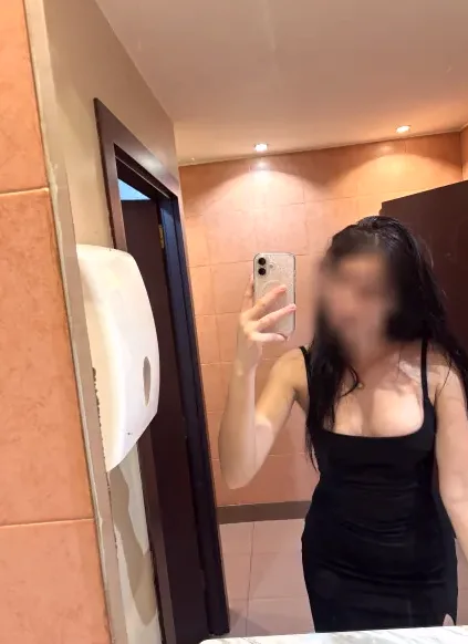 Thea, 18