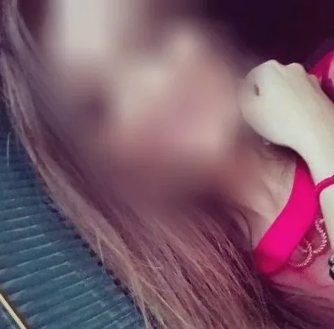 Vilma, 32